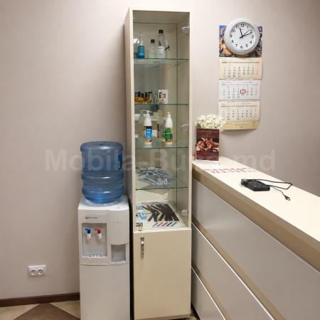  Dulap pentru salon de frumusete model A-23
